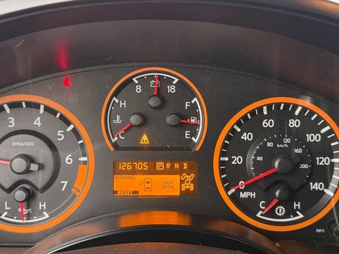 Used 2013 Nissan Titan PRO-4X image 35