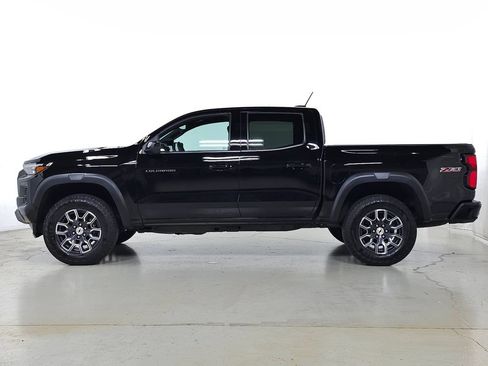 Used 2024 Chevrolet Colorado Z71 w/ Z71 Convenience Package 2 AWD/4WD image 2