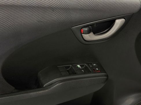 Used 2011 Honda Fit image 12