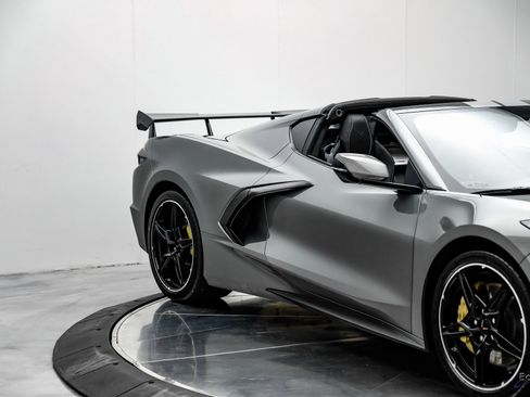 Used 2023 Chevrolet Corvette Stingray Premium Cpe w/ Z51 Performance Package image 28