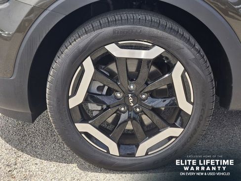 Used 2025 Kia Telluride S AWD/4WD image 14