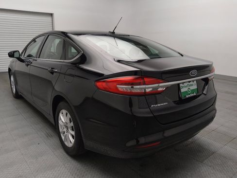 Used 2018 Ford Fusion S FWD image 5