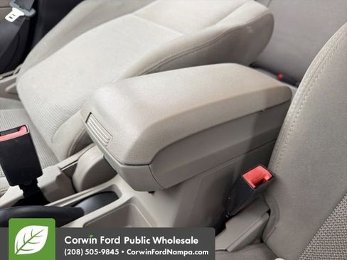 Used 2010 Dodge Caliber SXT image 19