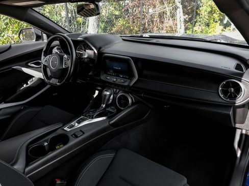 Used 2022 Chevrolet Camaro LT w/ RS Package image 15