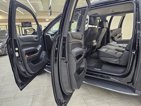 Used 2018 GMC Yukon XL SLT AWD/4WD image 13