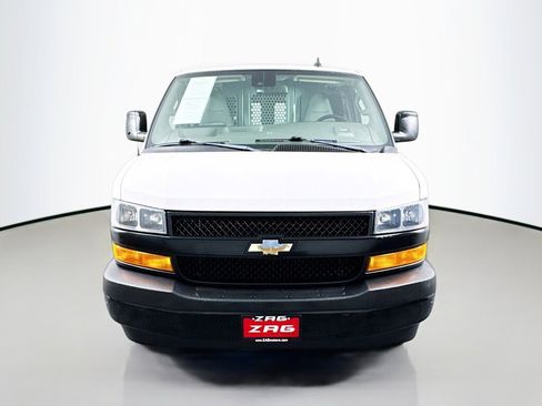 Used 2019 Chevrolet Express 2500 w/ Driver Convenience Package RWD image 8