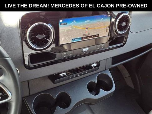 Used 2024 Mercedes-Benz Sprinter 3500 image 5