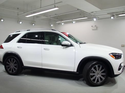 Certified 2026 Mercedes-Benz GLE 350 4MATIC image 13