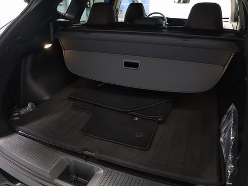 Certified 2025 Nissan Murano Platinum w/ Cargo Package image 18