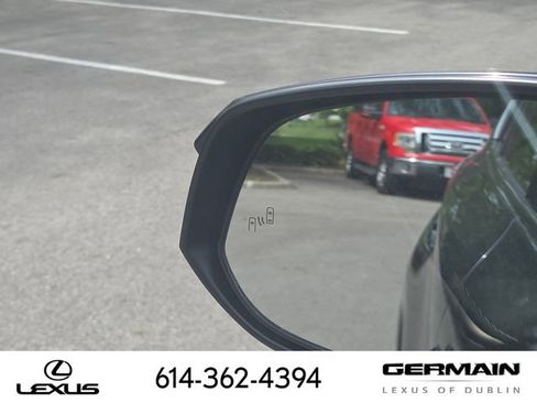 Used 2023 Toyota Venza XLE AWD/4WD image 19