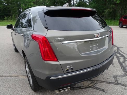 Used 2017 Cadillac XT5 Luxury AWD/4WD image 9