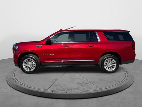 Certified 2023 GMC Yukon XL SLT w/ SLT Premium Package image 5