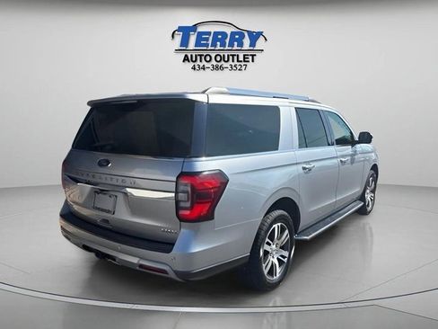 Used 2022 Ford Expedition Max Limited image 2