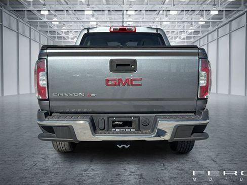 Used 2018 GMC Canyon 2WD Crew Cab w/ Convenience Package image 4