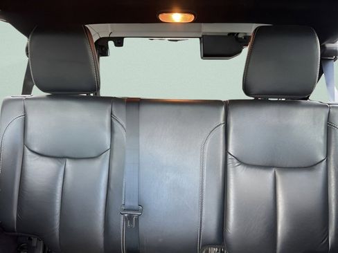 Used 2018 Jeep Wrangler Unlimited Rubicon w/ Cold Weather Group AWD/4WD image 21