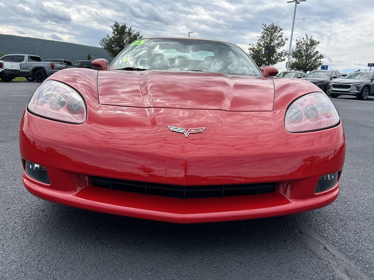 Used 2005 Chevrolet Corvette Convertible w/ Preferred Equipment Group RWD image 11