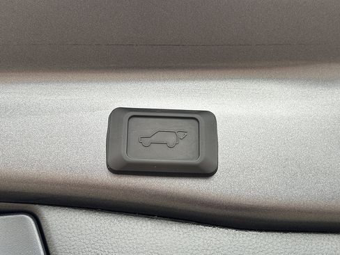 Certified 2024 Toyota RAV4 XSE AWD/4WD image 8