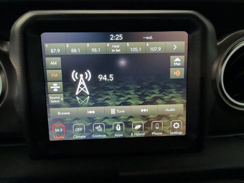 Used 2022 Jeep Wrangler Unlimited Rubicon 4xe w/ Cold Weather Group image 23