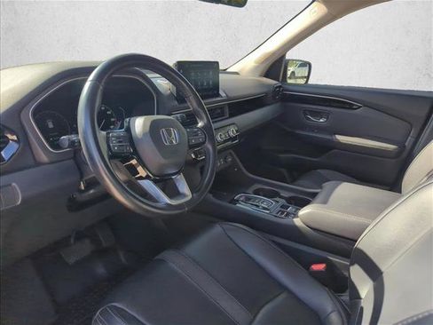 Used 2024 Honda Pilot EX-L image 9