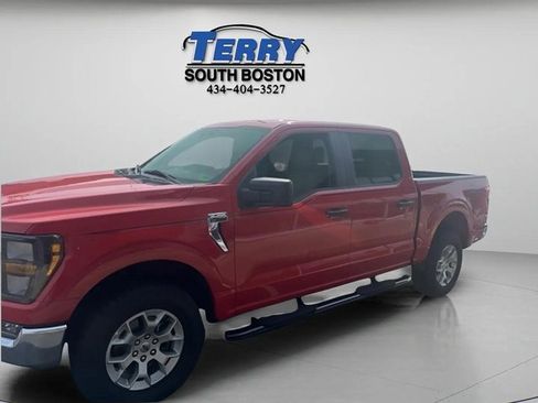 Used 2023 Ford F150 XLT image 3