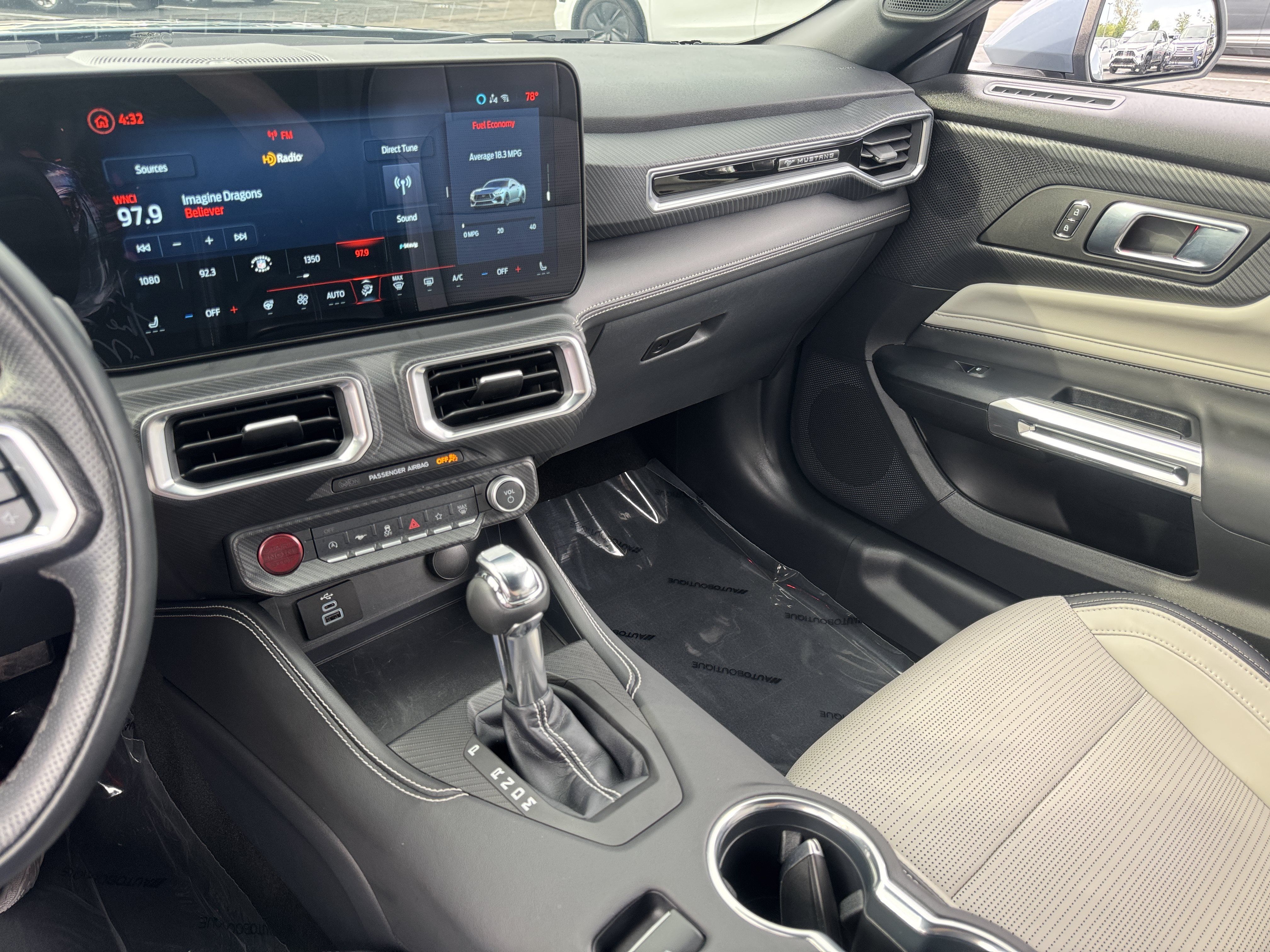 Used 2025 Ford Mustang GT Premium RWD image 21