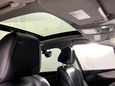 Used 2023 Acura MDX SH-AWD w/ Technology Package image 13