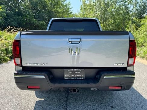 Used 2018 Honda Ridgeline Sport image 6