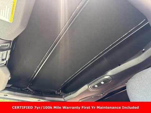 Used 2024 Jeep Wrangler Sport AWD/4WD image 16