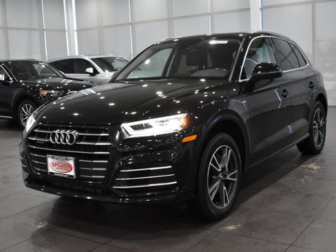 Used 2020 Audi Q5 e Premium Plus w/ Premium Plus Package image 6
