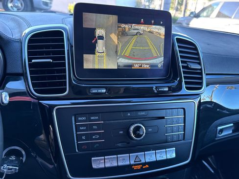 Used 2016 Mercedes-Benz GLE 550e 4MATIC w/ Driver Assistance Package image 19