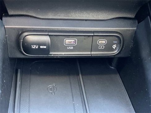 Used 2024 Kia Telluride S w/ S Sunroof Package image 32