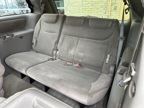 Used 2006 Toyota Sienna LE image 7