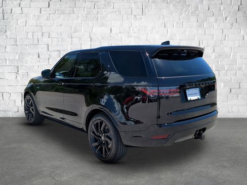 New 2025 Land Rover Discovery Dynamic SE image 4