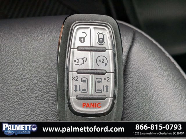 Used 2026 Chrysler Pacifica Select w/ S Appearance Package FWD image 31