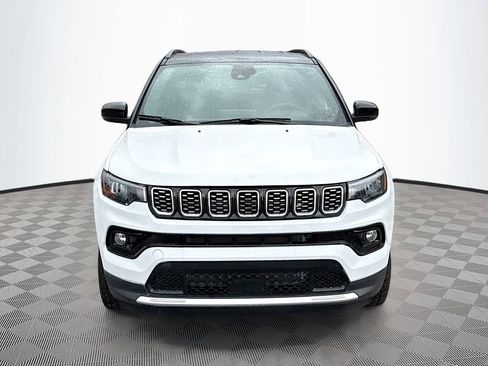 Used 2025 Jeep Compass Limited image 2