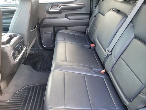 Used 2022 Chevrolet Silverado 1500 LTZ RWD image 11