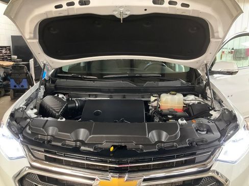 Certified 2021 Chevrolet Traverse Premier image 23