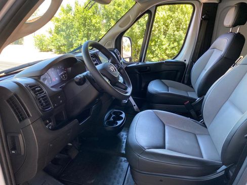 Used 2026 RAM ProMaster 2500 w/ Convenience Group FWD image 27