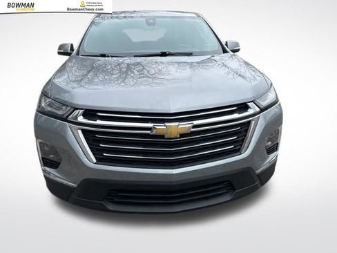 Used 2023 Chevrolet Traverse LT image 8
