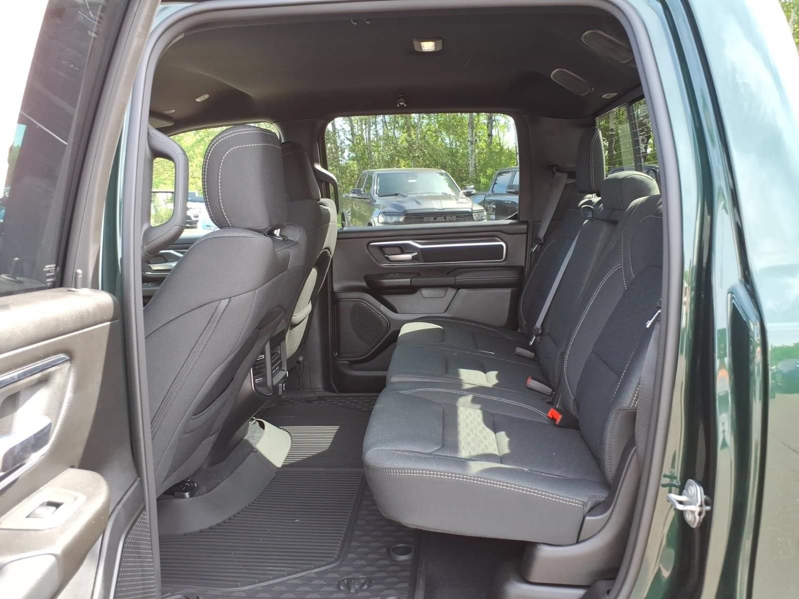 New 2026 RAM 1500 Big Horn AWD/4WD image 14