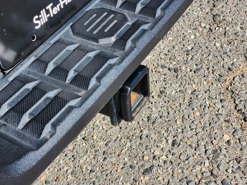 Used 2022 Toyota Tacoma TRD Off-Road image 19