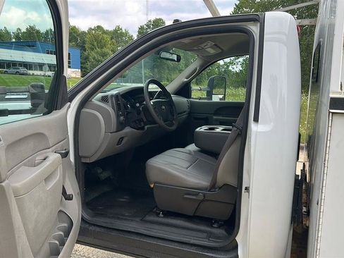 Used 2011 Chevrolet Silverado 3500 W/T RWD image 33