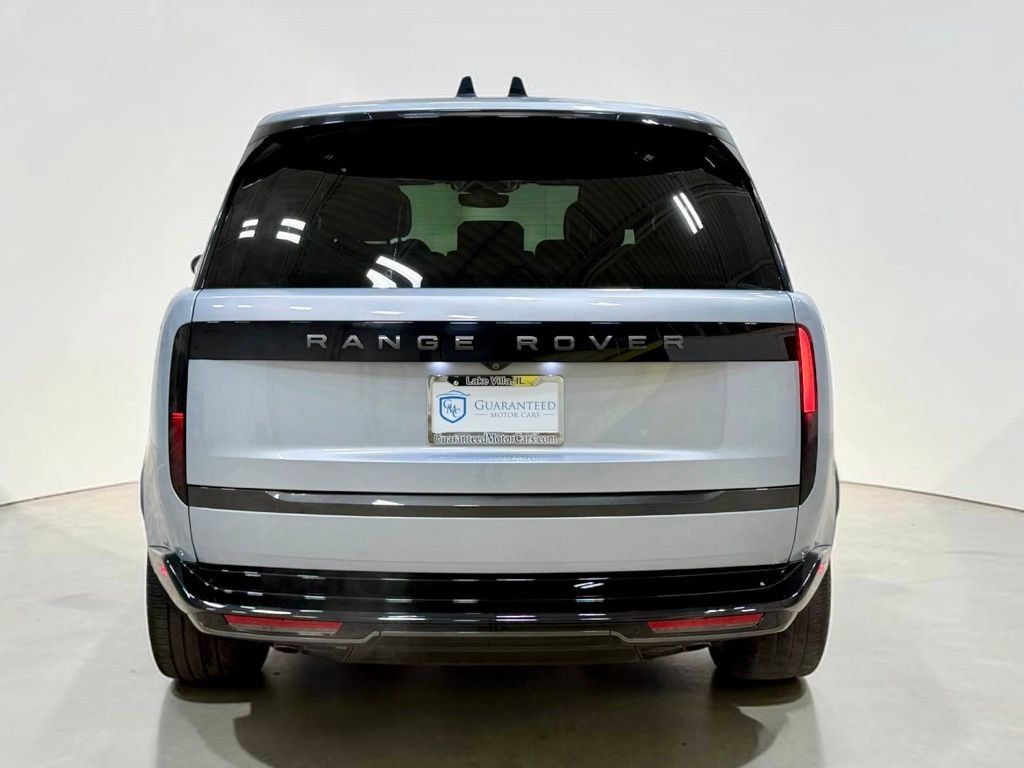 Used 2024 Land Rover Range Rover SE AWD/4WD image 12