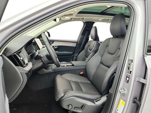 New 2026 Volvo XC90 B6 Ultra w/ Protection Package Premier image 21