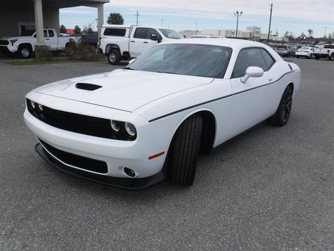 Used 2022 Dodge Challenger GT w/ Blacktop Package image 17