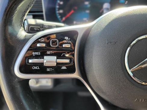 Used 2020 Mercedes-Benz GLE 450 4MATIC image 23