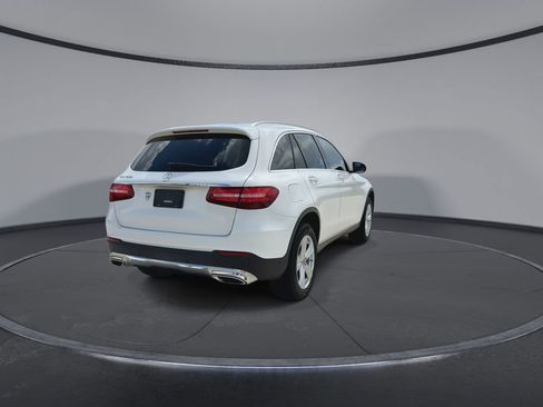 Used 2018 Mercedes-Benz GLC 300 image 8