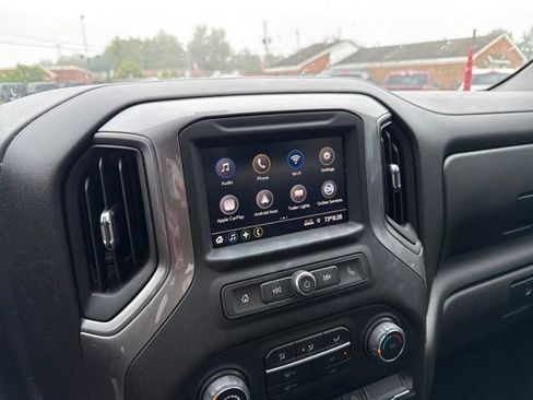 Used 2022 Chevrolet Silverado 1500 Custom Trail Boss AWD/4WD image 13