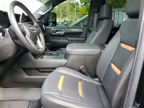 Used 2024 GMC Sierra 2500 AT4 w/ AT4 Premium Plus Package image 19