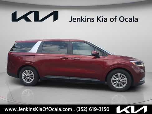 Certified 2024 Kia Carnival LX FWD image 2